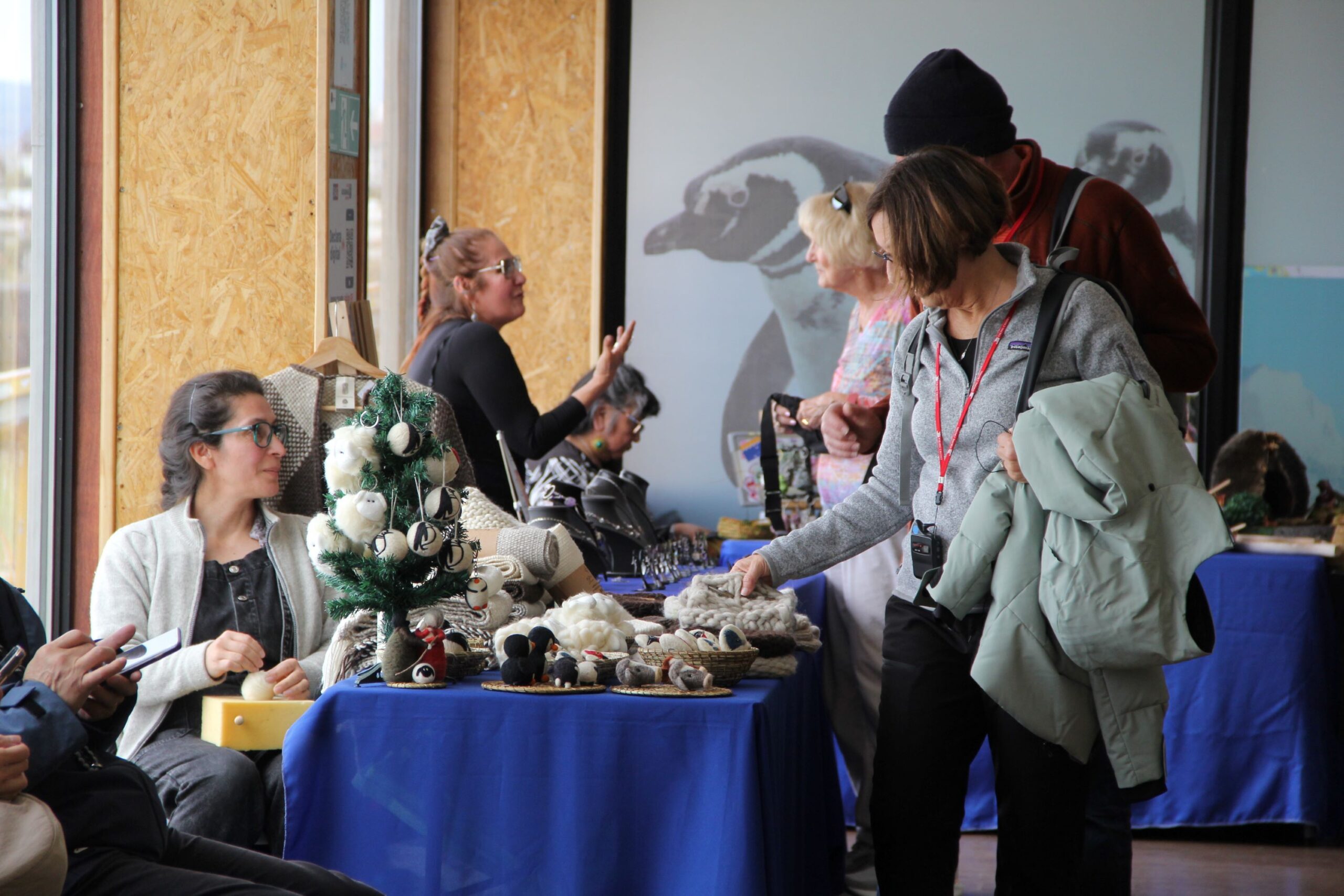 ARTESANÍAS AUSTRALES: LA INICIATIVA QUE POTENCIA EL TRABAJO LOCAL EN LA TEMPORADA DE CRUCEROS EN MAGALLANES