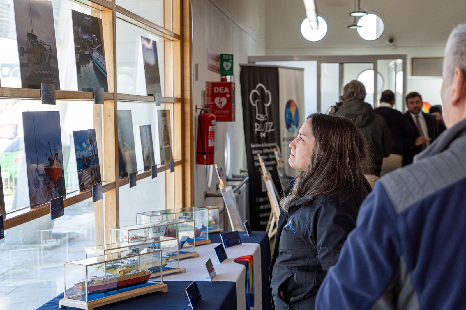 EXPOSICIÓN CONMEMORA UNA DÉCADA DE LAS RAMPAS DE CONECTIVIDAD EN MAGALLANES