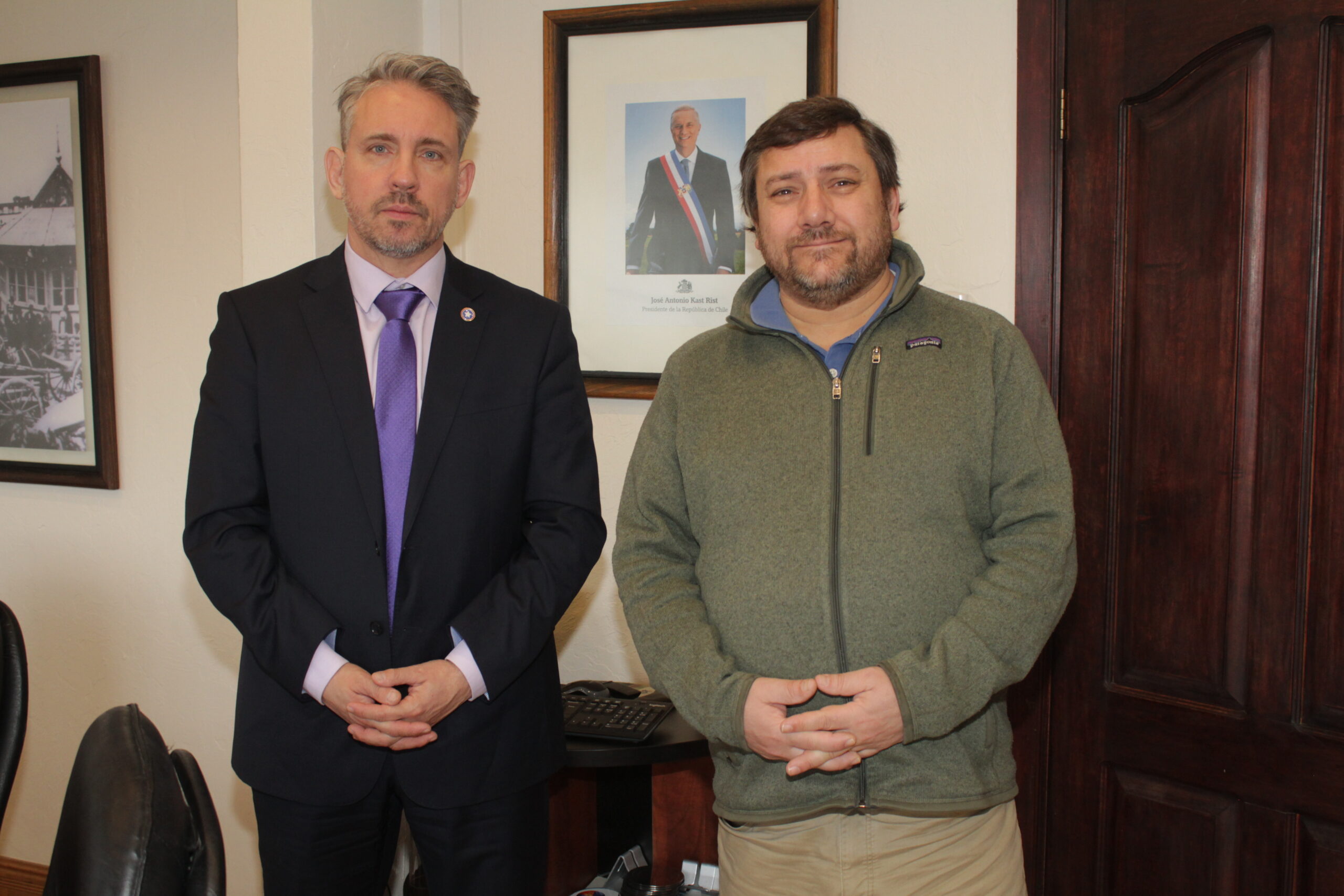 PRESIDENTE DE DIRECTORIO DE EPA, SE REUNE CON EL DIPUTADO ALEJANDRO RIQUELME